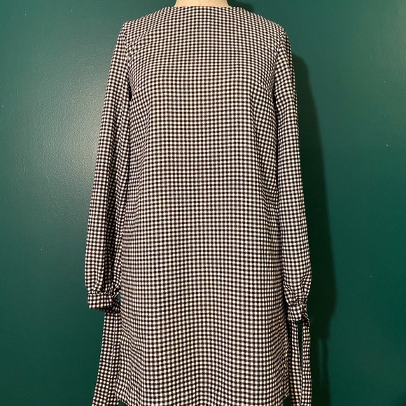 Checkered Black and white short dress - Picture 1 of 2